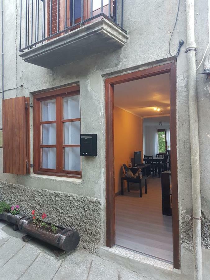 Casa Ponet Valencia D'Aneu Exterior foto